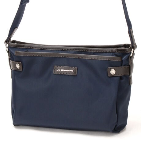 [^:B0086-01]VvŃx[VbNȃACe葵V[YBcCiC̏iȌ򊴂ꂽۂłBlXȗprV[ɍ킹āA~jV_[Eg[gEbNTCYႢłpӂ܂BgĂĂۂɂy݂悤ɁA͊ăoCJ[ŎdグĂ܂BN₩ŔFǂiCfނƃTCNU[gݍ킹ĂAJWAɂȂ肷rWlXV[₫ꂢ߂ȃX^CłaȂg܂BiCfނɂ͝H{Ă邽߁A}ȉJɑĂ܂ĂSBz500mlybg{g[łTCÝAgxV[łd󂷂ACełBOc}Olbgt|Pbg~2cI[v|Pbg~2,t@Xi[|Pbg~1H{fނgpĂ܂ADt@Xi[ȂǂZ\܂B܂AH͉ivIȂ̂ł͂܂̂łӂBƖ̊֌WɂAۂFČꍇ܂B܂p\REX}[gtHȂǂ̊ɂA኱iƉ摜̃J[قȂꍇ܂B\߂B