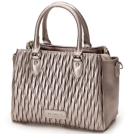 [^:B0060-04]Ɠȃv[cHgpA\ʂɉʊ̂V[YBVvȃfUCłA\Lȕ\ʂő݊AANZgɂȂACełBOct@Xi[|Pbg~1A}Olbgt|Pbg~1ct@Xi[|Pbg~1Ɩ̊֌WɂAۂFČꍇ܂B܂p\REX}[gtHȂǂ̊ɂA኱iƉ摜̃J[قȂꍇ܂B\߂B