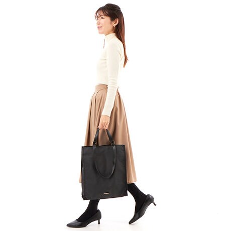 [^:B0095-01]VvȏcXNGAg[gB̈قȂnhĂA莝ƌ|2WAYdlƂȂĂ܂BA4TCY̏ނcɂɂ̂ŁAʋ΁EʊwȂǂɕ֗łB܂Aeʂ傫߁AîoȊOɂs̃TuobOƂĂgp̂߂łBOcI[v|Pbgij~Q,t@Xi[|Pbg~1cI[v|Pbg~2,t@Xi[|Pbg~1Ɩ̊֌WɂAۂFČꍇ܂B܂p\REX}[gtHȂǂ̊ɂA኱iƉ摜̃J[قȂꍇ܂B\߂B