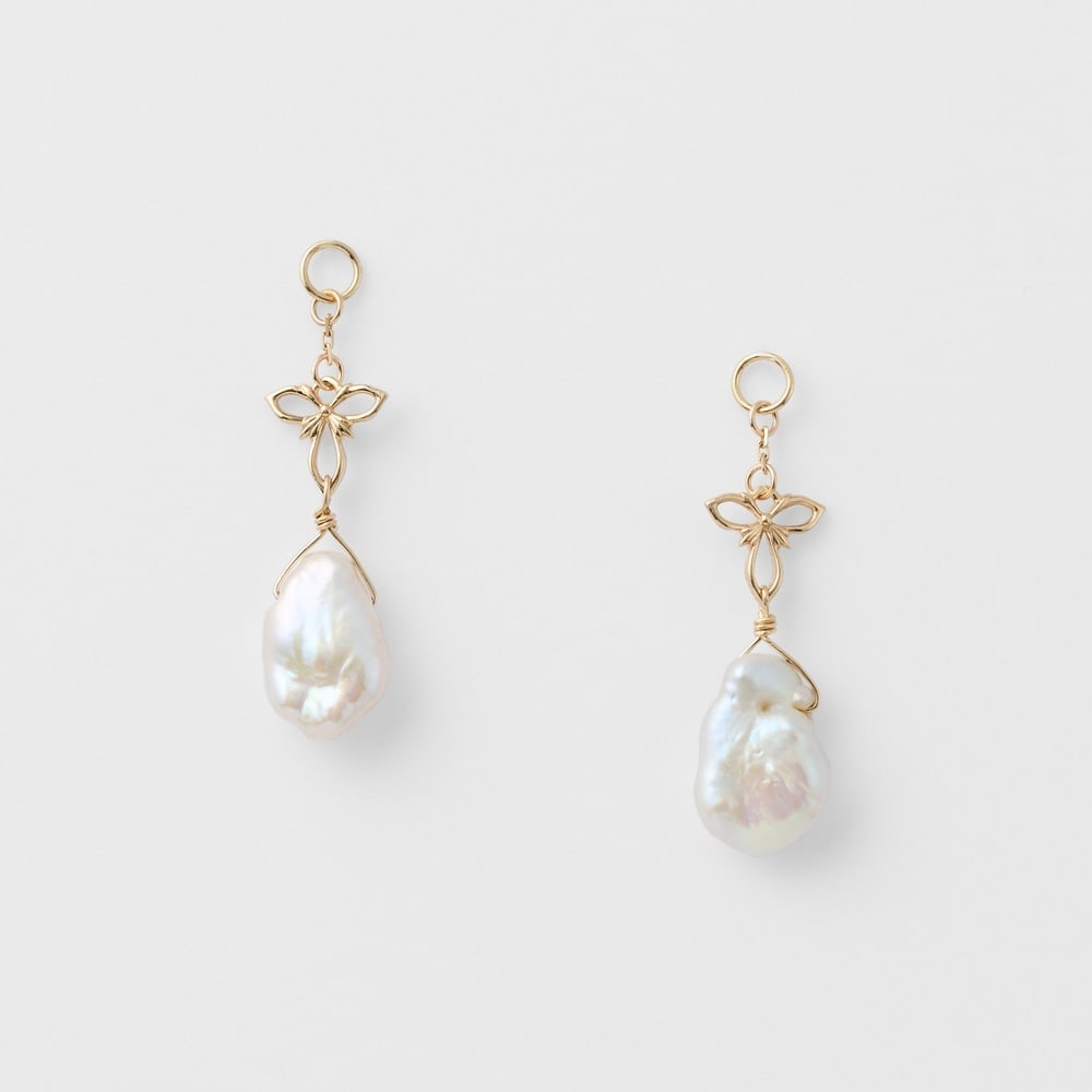 K10パールピアスチャーム | アガット(agete) | マルイウェブチャネル