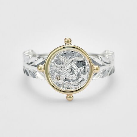 [^ԁF10253111392]̐}AÑ̃RĈ悤ȃ`[tɗƂ񂾃OBuɉhvuxvے鉲炵ARC̓S[hŉALdオɁBO̘rɂ́A΂ӂG߂v킹郊[t̊̂悤ȃfUC{ARƂ̂Ȃ\܂BNVJȕ͋CƁA̎Ӗ肰Ȃy߂{łB̂悤ɐgɂAɂȂ񂾃Mtgɂ߂łBVR΂VRfނgpĂ̂́ATCYEFËႢA኱̏A̗LȂǂɌ̍܂B\߂BTCYvX}CiX1B