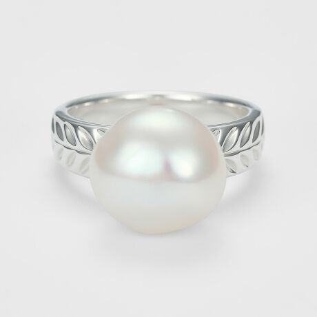 [^ԁF10253111611]{[̂ꗱp[ۓIȁAVvȂ瑶݊̂郊OBO̘rɂ͑@ׂȃ[t͗l{ÂЂ瑤ɌčׂȂtHAVo[fނɏ_炩ȃjAXY܂Bi`ȃ`[tƒ悢̊A茳ɕî؂€炷{łBVR΂VRfނgpĂ̂́ATCYEFËႢA኱̏A̗LȂǂɌ̍܂B\߂BTCYvX}CiX1B