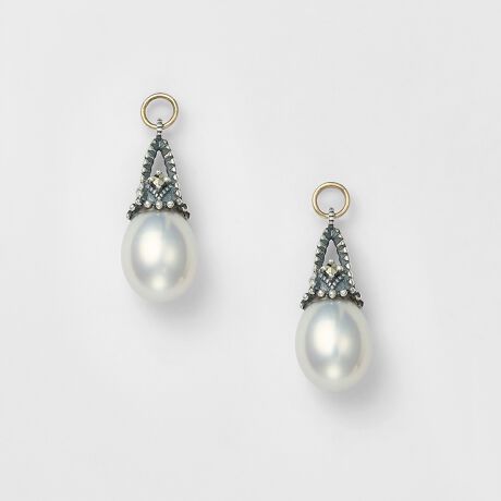 [^ԁF10254117514]@ׂȂ^̃VGbgɁAiȉp[DƂ炵A܂𖾂邭Ƃ炵ĂsAX`[B̑v킹Aׂ₩ȓ͗l̃Vo[p[cNVJȈۂo܂Bɂ͂肰ȂPpCCg炢AAeB[Nȕ͋C̒Ƀ_߂vXBH{ƂŊÂ}AVbNȃX^COɂRɓރfUCɎdグ܂BVR΂VRfނgpĂ̂́ATCYEFËႢA኱̏A̗LȂǂɌ̍܂B\߂Bp[́Â藯߁icājł̂Őɂ͂ӉBÔH͌̍܂B