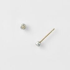 シルバー／K10ダイヤモンドピアス（0.06ct）