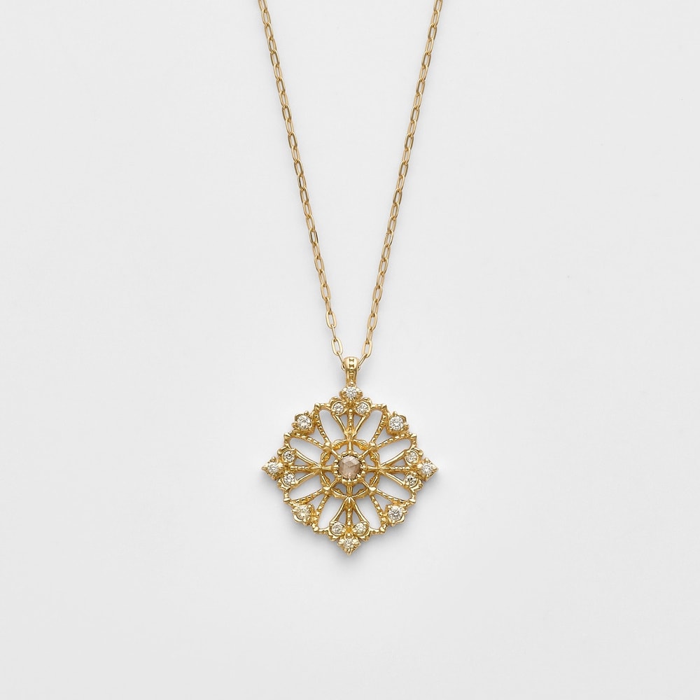 K10ダイヤモンドクロスモチーフネックレス | アガット(agete) | マルイ