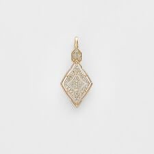 アガット(agete)のK10ダイヤモンドチャーム（0.08ct ）