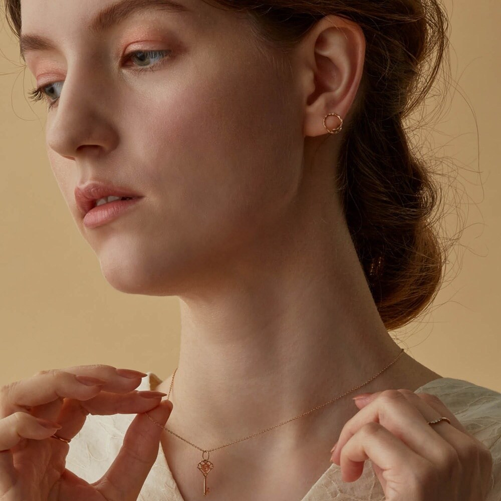 美品♡ アガット K10可動式アジャスター付チェーンネックレス 50㎝　ローズG 新品同様♡ アガット K10可動式アジャスター付チェーンネックレス 50㎝