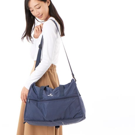 [^:H0002 ROGO]ig痷sp܂ŁALgy{XgobOBgȂƂ̓RpNgɐ܂肽ŃX[cP[XJo̒ɁBgƂɂςƍLĎg܂BX[cP[X̃L[o[ɒʂ̂ŗs̍ۂ͂ƂĂ֗BGRobOTuobOƂĂ劈B sÂyYobOƂĂ֗łBt@Xi[ŕ̂ŁAs@̉וɓۂgڂꂸSBRpNgɎɂ͕ʔ̃g[gobO߂łBƗeʂ~ɂ͕ʔŃ{XgobOLTCYpӂĂ܂B