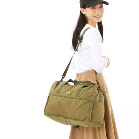 [^:H0002 ROGO]ig痷sp܂ŁALgy{XgobOBgȂƂ̓RpNgɐ܂肽ŃX[cP[XJo̒ɁBgƂɂςƍLĎg܂BX[cP[X̃L[o[ɒʂ̂ŗs̍ۂ͂ƂĂ֗BGRobOTuobOƂĂ劈B sÂyYobOƂĂ֗łBt@Xi[ŕ̂ŁAs@̉וɓۂgڂꂸSBRpNgɎɂ͕ʔ̃g[gobO߂łBƗeʂ~ɂ͕ʔŃ{XgobOLTCYpӂĂ܂B