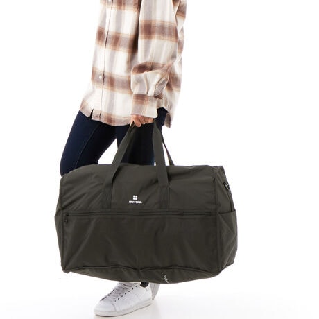 [^:H0004 ROGO]ig痷sp܂ŁALgy{XgobOBgȂƂ̓RpNgɐ܂肽ŃX[cP[XJo̒ɁBgƂɂςƍLĎg܂BSTCỸX[cP[XƓ炢̑eʂȂ̂łyY񔃂\̕ɂ͓ɂ߂łBt@Xi[ŕ̂ŁAs@̉וɓۂgڂꂸSBRpNgɎɂ͕ʔ̃g[gobO߂łB{XgobOMTCYpӂĂ܂̂ŗprɍ킹ĂIтB