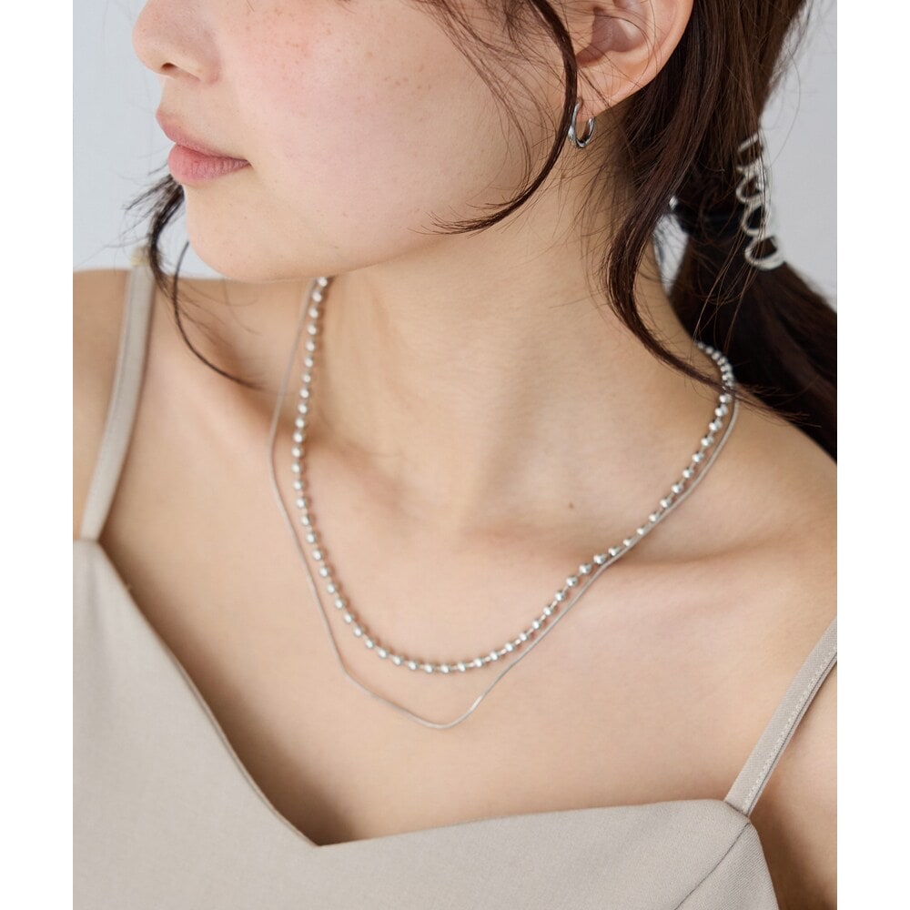 【COACH】シグネチャー ビーズ アンド パール ネックレス COACH｜【公式】シグネチャー ビーズ アンド パール ネックレス