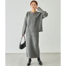 ラビアンジェ(LAVEANGE)のニットセットアップ