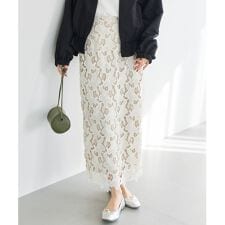 刺繍レースナロースカート