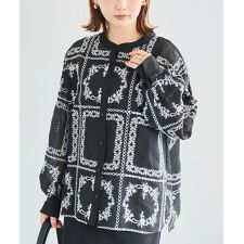 スクエア刺繍レースブラウス