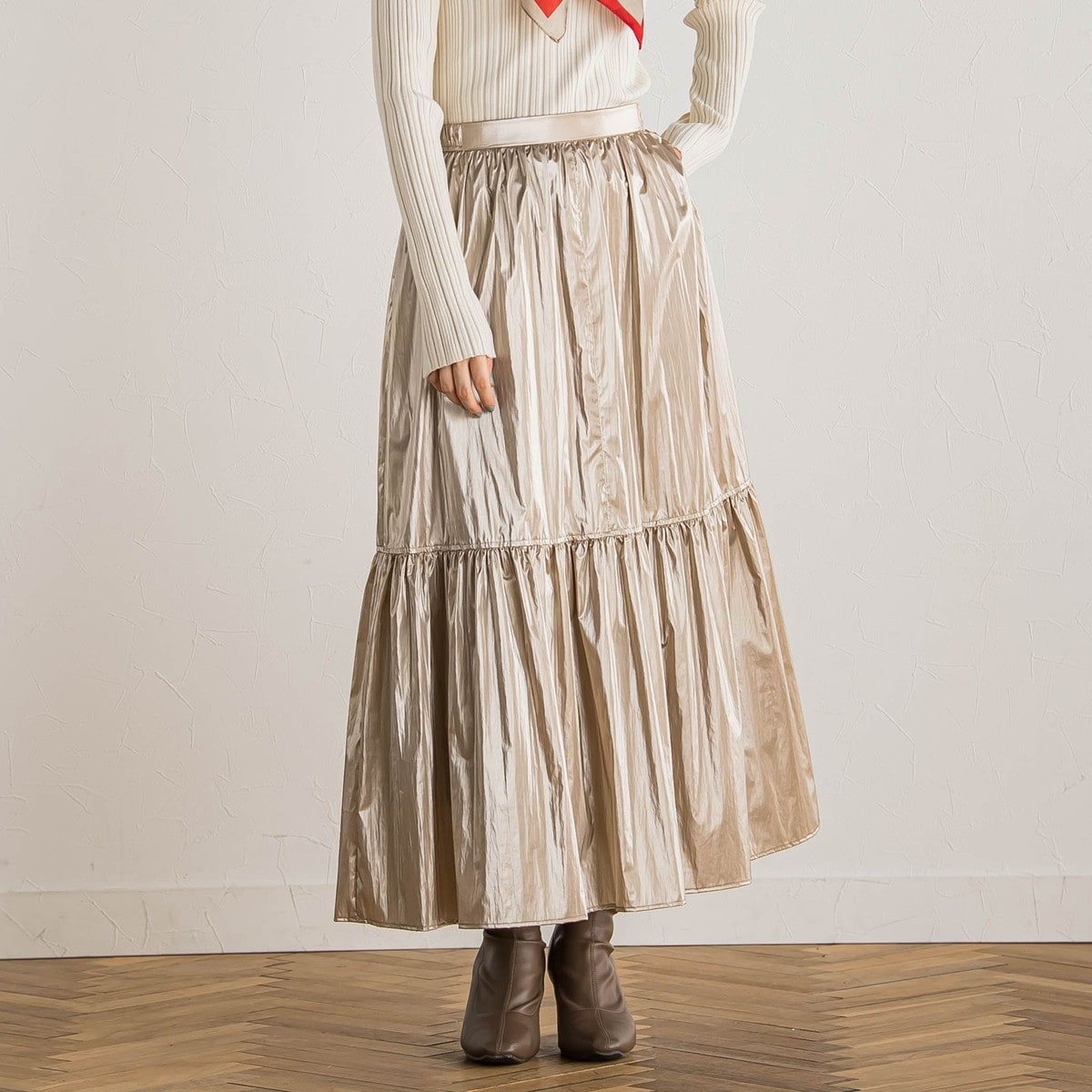 ドロワットロートレアモン（Droite lautreamont）/【カタログ掲載】レザーテックスブライトコーティングスカート≪手洗い可能≫ カタログ掲載】レザーテックスブライトコーティングスカート≪手洗い