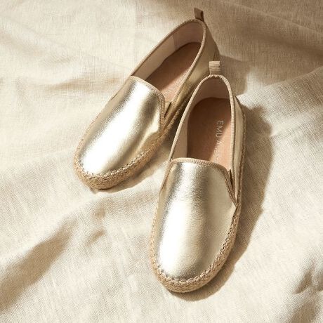 [^:W13258]ɋPvXIX[XU[GXph[Xb|uGum Leather MetallicvEMU Australia̐lCGum MetallicV[YX[XU[gpGXph[Xb|uGum Leather MetallicvoBZfނւ̂㎿ȃX[XU[gpB炩ȎƏiȌ򂪑؂₩ɉo܂BCjOɂ͒ʋC̗ǂRbgDgpBKȗSn񋟂܂B_炩ȃ}CNXG[hƑɗDtBbg郁[tH[̑gݍ킹̃tbgxbg͉KȃNbVŁAԗĂɂ̂łBϋvƃObv͂ɗDꂽo[AEg\[̗pB₷AgɍœKłB\[W[gŊGXph[Ȃł͂̃i`ȕvXB݂̉fUCłBZfUCƓE₷GXph[Xb|^CvŃbNXX^Cɂ҂ByʂŎ^т₷sȂǂɂ߂łBVo[ƃS[h̃^bNJ[ɉ؂₩vXBVvȃR[fBl[g̃ANZgɂ߂łBlCGum Metallic̃^bNXG[h̃Abp[Ƃ͂܂BX[XU[Ȃł͂̏iȌƊ炩Ȏy߂܂B؂₩ȃVo[ƏiȃS[h2FWJłBZ߃|Cg㎿ȃX[XU[gpKȗSniŉ؂₩ȃ^bNJ[E₷Xb|^CvlCGum MetallicV[YƂ͂܂uGum Leather MetallicvXb|ŁAɋPvXĂB