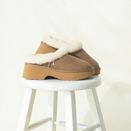 [^:W13291]炵fUCƋɂ̉KǋXb|B\[Ƃӂӂ̗t@[Œgƃgh𗼗BTbƗĒE₷Xb|^CvŃbNXSn񋟂܂BVJꂽ\[͌łȂS̓Iɉ炵ۂ݂ттfUCłBZfޝH{ꂽ㎿ȃV[vXLAbp[͐≘e₷ȒPłBCjOƃtbgxbgɂ́AEMU AustraliaȂł͂ґȃI[XgAV[vXLSʂɎgpĂ܂B̓VRfނ͗DꂽۉƋzG߂ɂ͒gAgG߂ɂ͏ɂƂNKȗSn񋟂܂ByʂŃNbVɗDꂽSoft EVA~bh\[ւ̕SyKȕsT|[g܂Bgȟ\[X^CAbvʂ炵JWAȂꂽۂ^܂Bɂꂽӂӂ̃t@[ڂɂgґȊGvXB