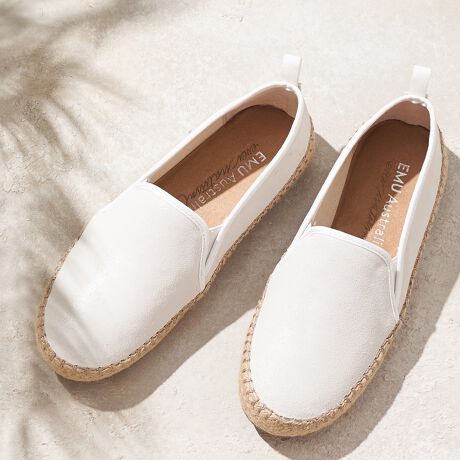 dlt́yEMUzG~/Gum Metallic ^bNXb|[^:W11964]\[̃tHNVOe[vW[gfނŎdグfUCAVRfނ̗Di`Ԃ̃Xb|^CṽGXph[Xj[J[BAbp[fނɃVo[^bNJ[̃JEU[gpOWA[ACeBᔽŃNbV̂郁[tH[tbgxbgl̗̑̌`ɍ킹ĕω̂ŁAKȃtBbgBVo[AzCgAubN3J[WJEĂɃsb^̗ŌyʂȃGXph[EEyȃXb|EVvR[f̑ANZgEJWAfjɂ][gX^CɂEs[XXJ[gɂsEMU Australia/Э رt1994NX^[gI[XgÃI[V[hNƂEMU͍ŏ㋉̎RfނɊvVuhAgever naturalhe[}365SȂK͂tbgEFAuhłBEňԗSn̗ǂCڎwāAɊJĂ܂B