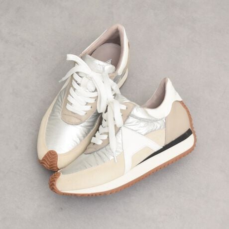 25N717AiύXv܂B[^:645012]JWAɂȂ肪ȃgDK[hfUCAّfރ~bNX̑fފƂƂtH̖،^ŃX^CbVȈۂ̃[XAbvXj[J[B{gI΂񂵂₷Al̃bNXX^Cɂ߂̂PBuJ[mv͑n50Nȏ̃uW̐lCuhBuWtbgEFAẼpCIjAƂčnʂmAlXȔNwX^ClLRNVWJĂ܂BCɕیV[\Ăꍇ܂Bp̍ۂ͔ĂgpB܂Ai̍ۂɕیV[ꕔꍇ܂B\߂BYߒɐLYꍇ܂B܂fނ̓A኱̐FACꂪꍇ܂A͑fނ̓ƂȂ܂B\߂BAɑjꍇ܂BTCYZ(\L)͂܂ŖڈƂȂ܂Bd:271g