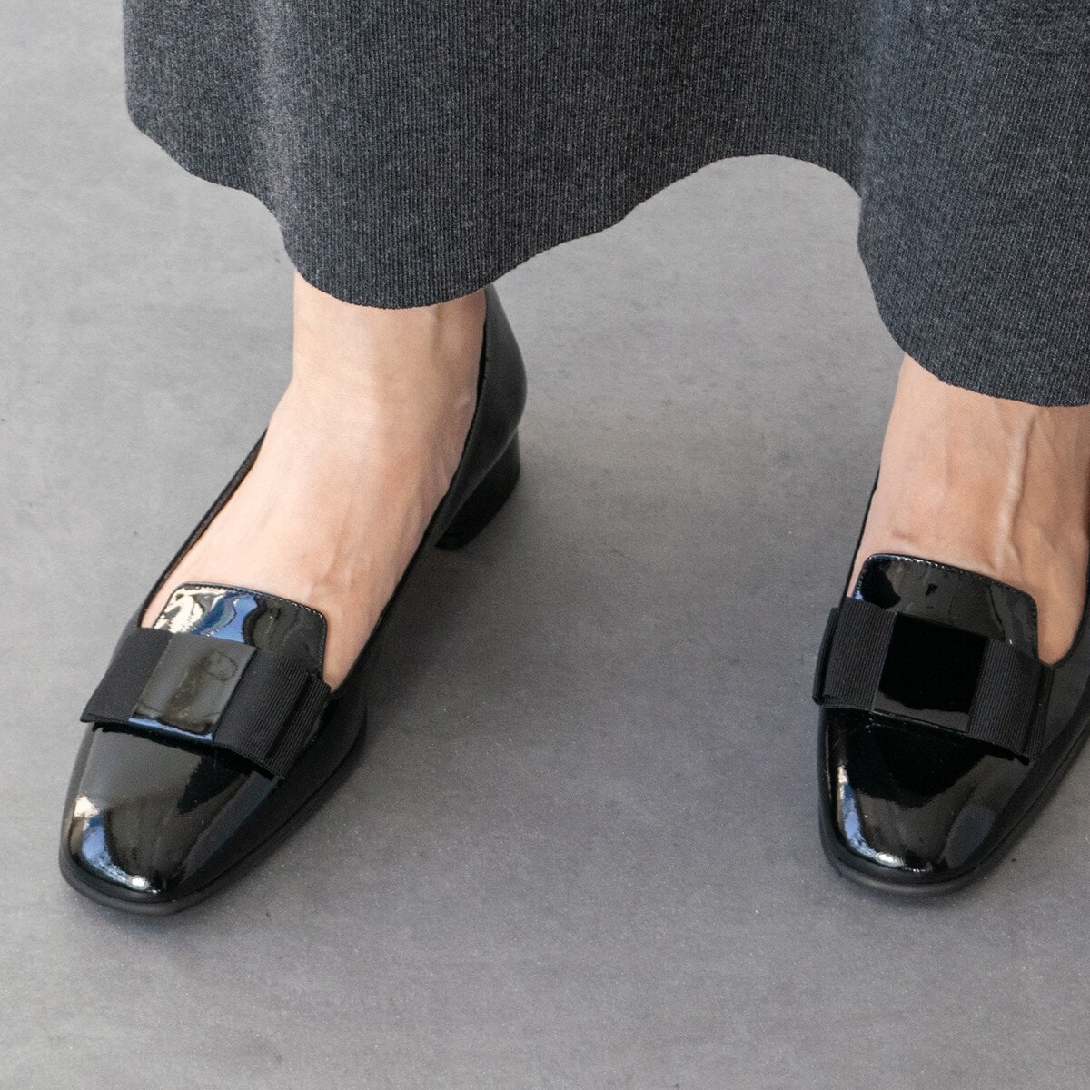 CARRANO◇10.5cmヒール◇パイソン柄レザーピンヒールパンプス