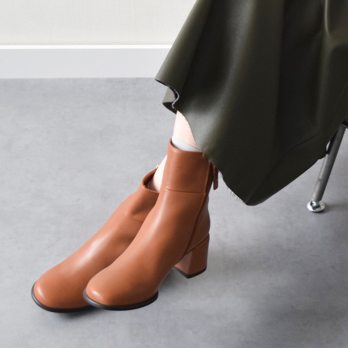 ANGEL ALARCON◇6.5cmヒール◇ラウンドトウベーシックショートブーツ