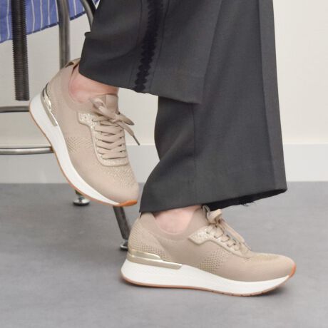 [^:445812]Lk̂Abp[͒ʋCƃtBbg悭A\bNX̂悤ȃ\tgȗSnBNbV̂悢C\[s̏ՌyĂ܂Bu^}Xv́A1967NhCcőnƁB70Ŏ舵鐢EIɐlC̘V܃uhBSn̂悳ɂANVJŐVgh܂ŕL|Ă܂BYߒɐLYꍇ܂B܂fނ̓A኱̐FACꂪꍇ܂A͑fނ̓ƂȂ܂B\߂BAɑjꍇ܂BBě̓ɂFČꍇ܂ B܂Aql̂gPCj^[X}[gtHʂȂǂ̊ɂFۂ̏iƈČꍇ܂B\߂BTCYZ(\L)͂܂ŖڈƂȂ܂Bd:243g