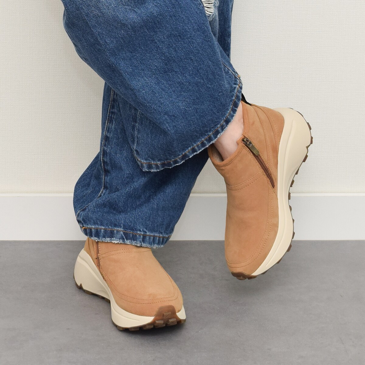 ブソラ（bussola）/bussola ブソラ◆5cmヒール◆ライニングファー撥水スニーカーブーツ bussola ブソラ◇5cmヒール◇ライニングファー撥水スニーカーブーツ