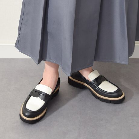 [^:L51604]`IȃeNjbNÃghӎCɒ]W߂Luca Grossi (J ObV)BCŎgSĂ̑fނIAfނ̎ACe̐X́A܂܂ȃCtX^CɂƊYĂuhłByʂŊɂ`̃^N\[̗poCJ[Iȃ[t@[łBCɕیV[\Ăꍇ܂Bp̍ۂ͔ĂgpB܂Ai̍ۂɕیV[ꕔꍇ܂BYߒɐLYꍇ܂B܂fނ̓A኱̐FACꂪꍇ܂A͑fނ̓ƂȂ܂B\߂BAɑjꍇ܂BBě̓ɂFČꍇ܂ B܂Aql̂gPCj^[X}[gtHʂȂǂ̊ɂFۂ̏iƈČꍇ܂BTCYZ(\L)͂܂ŖڈƂȂ܂Bd:249g