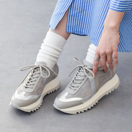 25N717AiύXv܂B[^:L55100]`IȃeNjbNÃghӎCɒ]W߂Luca Grossi (J ObV)BCŎgSĂ̑fނIAfނ̎ACe̐X́A܂܂ȃCtX^CɂƊYĂuhłByɂEVA\[̗pAƂĂ₷݌vɂȂĂ܂Bx[VbNȃfUCŃfC[ɎgĂ܂BCɕیV[\Ăꍇ܂Bp̍ۂ͔ĂgpB܂Ai̍ۂɕیV[ꕔꍇ܂BYߒɐLYꍇ܂B܂fނ̓A኱̐FACꂪꍇ܂A͑fނ̓ƂȂ܂B\߂BAɑjꍇ܂BBě̓ɂFČꍇ܂ B܂Aql̂gPCj^[X}[gtHʂȂǂ̊ɂFۂ̏iƈČꍇ܂BTCYZ(\L)͂܂ŖڈƂȂ܂Bd:260g