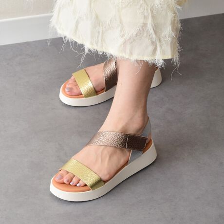 [^:E52108]Oh my Sandals (I[ }C T_Y)́AXyČC̊XG`F_ƂAɃ[Yiuȉi͂̃T_|t@bVuhłBy\[ƃNbVC\[IȌT_́AEՂxNdlłBYߒɐLYꍇ܂B܂fނ̓A኱̐FACꂪꍇ܂A͑fނ̓ƂȂ܂B\߂BAɑjꍇ܂BBě̓ɂFČꍇ܂ B܂Aql̂gPCj^[X}[gtHʂȂǂ̊ɂFۂ̏iƈČꍇ܂BTCYZ(\L)͂܂ŖڈƂȂ܂d:237g