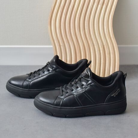 [^:455817]4.5cmq[̌ŃX^CAbvʂ҂łȃXj[J[B̓ɃX|WSnɂfUCBb̕R͐Lk̂fނŒE₷AfC[ɂsɂ߂łBu^}Xv́A1967NhCcőnƁB70Ŏ舵鐢EIɐlC̘V܃uhBSn̂悳ɂANVJŐVgh܂ŕL|Ă܂BATTENTIONEVRfނgpĂꍇAL̂ɂ\܂Asǂł͂܂BCɂȂꍇ͕ʂ̗ǂꏊɒuĂƌy邩Ǝv܂̂łBEv̕\ʂ̓LYt₷ׁA舵ɂ͏\ɂӂBJȂǂŔGꂽꍇAFڂ肷ꍇ܂B܂v̕iێ̂߁AȂׂG炳Ȃ悤ӉBEYߒɐ鑽̃LYVꍇ܂B܂fނ̓A኱̐FCꂪꍇ܂Apɂ͖育܂BEAɑjꍇ܂iɉe͂܂BEBě̓ɂFČꍇ܂ B܂Aql̂gPCj^[X}[gtHʂȂǂ̊ɂFۂ̏iƈČꍇ܂BETCYZ(\L)͂܂ŖڈƂȂ܂B̌`ɂKTCY̌l܂Bd:310g