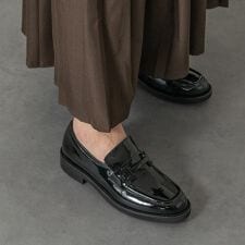 ルカ グロッシ(Luca Grossi)のLUCA GROSSI◆3.2cmヒール◆ラウンドトウメタルバックルローファー