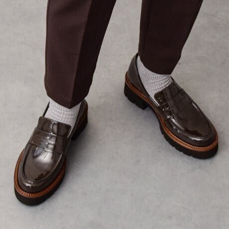 [^:D51625]PASCUCCIipXNb`j̓tBcFɂ郍[t@[EJVӂȃt@Ng[łB܂łRtH[gd،^́ANbVC\[AVIBRAM(ru)\[ATPbg@ȂǂŖV[YiBghYȂfUClCłByɂ`̃GNXgCg\[gpEhgE[t@[́AVvȃfUCȂ̂Œg܂BATTENTIONECɕیV[\Ăꍇ܂Bp̍ۂ͔ĂgpB܂Ai̍ۂɕیV[ꕔꍇ܂BEVRfނgpĂꍇAL̂ɂ\܂Asǂł͂܂BCɂȂꍇ͕ʂ̗ǂꏊɒuĂƌy邩Ǝv܂̂łBEv̕\ʂ̓LYt₷ׁA舵ɂ͏\ɂӂBJȂǂŔGꂽꍇAFڂ肷ꍇ܂B܂v̕iێ̂߁AȂׂG炳Ȃ悤ӉBEYߒɐ鑽̃LYVꍇ܂B܂fނ̓A኱̐FCꂪꍇ܂Apɂ͖育܂BEAɑjꍇ܂iɉe͂܂BEBě̓ɂFČꍇ܂ B܂Aql̂gPCj^[X}[gtHʂȂǂ̊ɂFۂ̏iƈČꍇ܂BETCYZ(\L)͂܂ŖڈƂȂ܂B̌`ɂKTCY̌l܂Bd:290g