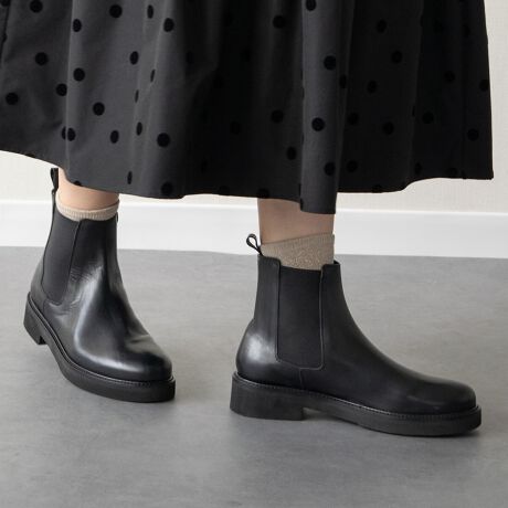 [^:D53010]PASCUCCIipXNb`j̓tBcFɂ郍[t@[EJVӂȃt@Ng[łB܂łRtH[gd،^́ANbVC\[AVIBRAM(ru)\[ATPbg@ȂǂŖV[YiBghYȂfUClCłBx[VbNȃfUC̃EhgETChSAu[ćAyʂEVA\[gpĂ܂BATTENTIONECɕیV[\Ăꍇ܂Bp̍ۂ͔ĂgpB܂Ai̍ۂɕیV[ꕔꍇ܂BEVRfނgpĂꍇAL̂ɂ\܂Asǂł͂܂BCɂȂꍇ͕ʂ̗ǂꏊɒuĂƌy邩Ǝv܂̂łBEv̕\ʂ̓LYt₷ׁA舵ɂ͏\ɂӂBJȂǂŔGꂽꍇAFڂ肷ꍇ܂B܂v̕iێ̂߁AȂׂG炳Ȃ悤ӉBEYߒɐ鑽̃LYVꍇ܂B܂fނ̓A኱̐FCꂪꍇ܂Apɂ͖育܂BEAɑjꍇ܂iɉe͂܂BEBě̓ɂFČꍇ܂ B܂Aql̂gPCj^[X}[gtHʂȂǂ̊ɂFۂ̏iƈČꍇ܂BETCYZ(\L)͂܂ŖڈƂȂ܂B̌`ɂKTCY̌l܂B:14cm:22cmd:328g