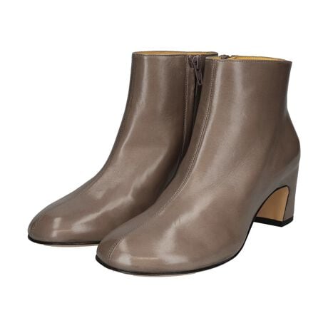 [^:E53001]1988NɃxlgōłLȌCn̒SɂuRiviera del BrentavŐݗꂽMara Binii} r[jj́AY̑SĂoLxȐElɂĎЍHōsA㎿Ȋvƍޗō邱ƂɂĂ܂BMara BinǐC̓X^CbVŉKȌC𗚂Ă銴oyރGKgȏ̂߂ɃfUCĂ܂B㎿őlۂ~j}ȃfUC[hGKXȕ͋CłBATTENTIONECɕیV[\Ăꍇ܂Bp̍ۂ͔ĂgpB܂Ai̍ۂɕیV[ꕔꍇ܂BEVRfނgpĂꍇAL̂ɂ\܂Asǂł͂܂BCɂȂꍇ͕ʂ̗ǂꏊɒuĂƌy邩Ǝv܂̂łBEv̕\ʂ̓LYt₷ׁA舵ɂ͏\ɂӂBJȂǂŔGꂽꍇAFڂ肷ꍇ܂B܂v̕iێ̂߁AȂׂG炳Ȃ悤ӉBEYߒɐ鑽̃LYVꍇ܂B܂fނ̓A኱̐FCꂪꍇ܂Apɂ͖育܂BEAɑjꍇ܂iɉe͂܂BEBě̓ɂFČꍇ܂ B܂Aql̂gPCj^[X}[gtHʂȂǂ̊ɂFۂ̏iƈČꍇ܂BETCYZ(\L)͂܂ŖڈƂȂ܂B̌`ɂKTCY̌l܂B:9.5cm:23cmd:241g