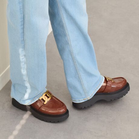 [^:955410]X^CAbvʂҏoȝȞꃍ[t@[BʋΒʊwX^CfC[ȂǕLʂŗ܂킵₷fUCŁAʂ̈ꕔo[fނŊɂ̂́BNbV̂悢JbvC\[s̑ւ̏ՌyĂ܂BhJrRۂ̃CjOނCKɕۂ܂BH͉ivIȂ̂ł͂܂BDړA@̌ԂׁAShł͂܂B܂߂ɖhXv[邱Ƃ߂܂Buu\v1978NɃfr[AE30Ŕ̔Ă`ƊvṼoXƂꂽuhłBVfނƍeNmW[ɂāẢKƋ@\di₦ǋyĂ܂BATTENTIONEVRfނgpĂꍇAL̂ɂ\܂Asǂł͂܂BCɂȂꍇ͕ʂ̗ǂꏊɒuĂƌy邩Ǝv܂̂łBEv̕\ʂ̓LYt₷ׁA舵ɂ͏\ɂӂBJȂǂŔGꂽꍇAFڂ肷ꍇ܂B܂v̕iێ̂߁AȂׂG炳Ȃ悤ӉBEYߒɐ鑽̃LYVꍇ܂B܂fނ̓A኱̐FCꂪꍇ܂Apɂ͖育܂BEAɑjꍇ܂iɉe͂܂BEBě̓ɂFČꍇ܂ B܂Aql̂gPCj^[X}[gtHʂȂǂ̊ɂFۂ̏iƈČꍇ܂BETCYZ(\L)͂܂ŖڈƂȂ܂B̌`ɂKTCY̌l܂Bd:317g