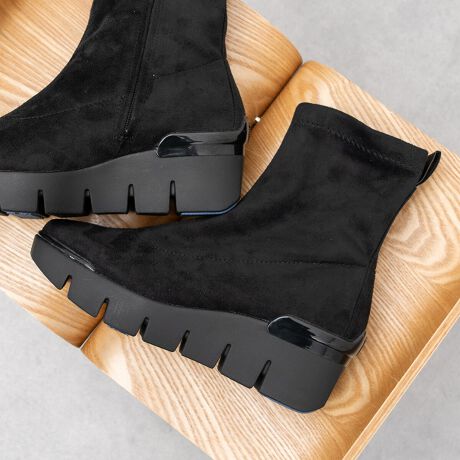 [^:955504]ŃX^CAbvʂҏoȝH̃Xgb`V[gu[cB{̐͕XŊɂACXObvfނgpĂAʂ̐ڒnx0xȉɂȂƐo[ɔzF̓ꃉo[dȂĖCRAXpCN̂悤ȌʂŕXŊɂȂ܂B0xȏ̏ꏊł͒ʏ̃o[̍dɖ߂̂ŁALYĂ܂Sz͂܂BhJrRۂ̃CjOނCKɕۂ܂BH͉ivIȂ̂ł͂܂BDړA@̌ԂׁAShł͂܂B܂߂ɖhXv[邱Ƃ߂܂Buu\v1978NɃfr[AE30Ŕ̔Ă`ƊvṼoXƂꂽuhłBVfނƍeNmW[ɂāẢKƋ@\di₦ǋyĂ܂BATTENTIONEVRfނgpĂꍇAL̂ɂ\܂Asǂł͂܂BCɂȂꍇ͕ʂ̗ǂꏊɒuĂƌy邩Ǝv܂̂łBEv̕\ʂ̓LYt₷ׁA舵ɂ͏\ɂӂBJȂǂŔGꂽꍇAFڂ肷ꍇ܂B܂v̕iێ̂߁AȂׂG炳Ȃ悤ӉBEYߒɐ鑽̃LYVꍇ܂B܂fނ̓A኱̐FCꂪꍇ܂Apɂ͖育܂BEAɑjꍇ܂iɉe͂܂BEBě̓ɂFČꍇ܂ B܂Aql̂gPCj^[X}[gtHʂȂǂ̊ɂFۂ̏iƈČꍇ܂BETCYZ(\L)͂܂ŖڈƂȂ܂B̌`ɂKTCY̌l܂B:17cm:23cmd:326g