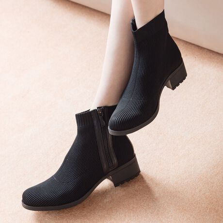 [^:955508]jbgfނŃtBbg悭A\tgȋr4cmq[V[gu[cBo[gpɂ{|CgBt@Xi[tŒE₷ANbV̂悢JbvC\[s̑ւ̏ՌyĂ܂BhJrRۂ̃CjOނCKɕۂ܂Buu\v1978NɃfr[AE30Ŕ̔Ă`ƊvṼoXƂꂽuhłBVfނƍeNmW[ɂāẢKƋ@\di₦ǋyĂ܂BATTENTIONEVRfނgpĂꍇAL̂ɂ\܂Asǂł͂܂BCɂȂꍇ͕ʂ̗ǂꏊɒuĂƌy邩Ǝv܂̂łBEv̕\ʂ̓LYt₷ׁA舵ɂ͏\ɂӂBJȂǂŔGꂽꍇAFڂ肷ꍇ܂B܂v̕iێ̂߁AȂׂG炳Ȃ悤ӉBEYߒɐ鑽̃LYVꍇ܂B܂fނ̓A኱̐FCꂪꍇ܂Apɂ͖育܂BEAɑjꍇ܂iɉe͂܂BEBě̓ɂFČꍇ܂ B܂Aql̂gPCj^[X}[gtHʂȂǂ̊ɂFۂ̏iƈČꍇ܂BETCYZ(\L)͂܂ŖڈƂȂ܂B̌`ɂKTCY̌l܂B:12.5cm:22cmd:327g