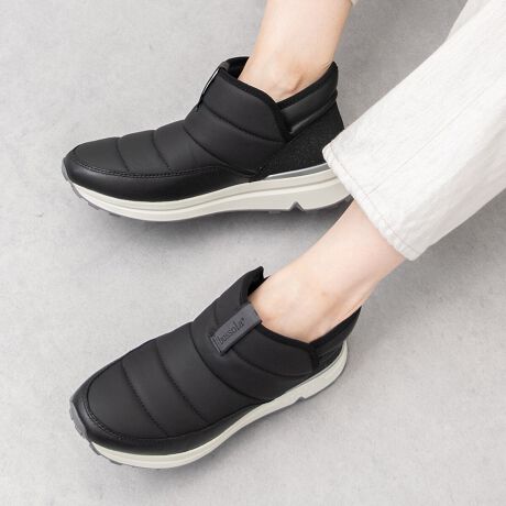 [^:955514]H{LeBOANXj[J[u[cBʂo[fނŊɂANbV̂悢JbvC\[s̑ւ̏ՌyĂ܂BhJrRۂ̃CjOނCKɕۂ܂BH͉ivIȂ̂ł͂܂BDړA@̌ԂׁAShł͂܂B܂߂ɖhXv[邱Ƃ߂܂Buu\v1978NɃfr[AE30Ŕ̔Ă`ƊvṼoXƂꂽuhłBVfނƍeNmW[ɂāẢKƋ@\di₦ǋyĂ܂BATTENTIONEVRfނgpĂꍇAL̂ɂ\܂Asǂł͂܂BCɂȂꍇ͕ʂ̗ǂꏊɒuĂƌy邩Ǝv܂̂łBEv̕\ʂ̓LYt₷ׁA舵ɂ͏\ɂӂBJȂǂŔGꂽꍇAFڂ肷ꍇ܂B܂v̕iێ̂߁AȂׂG炳Ȃ悤ӉBEYߒɐ鑽̃LYVꍇ܂B܂fނ̓A኱̐FCꂪꍇ܂Apɂ͖育܂BEAɑjꍇ܂iɉe͂܂BEBě̓ɂFČꍇ܂ B܂Aql̂gPCj^[X}[gtHʂȂǂ̊ɂFۂ̏iƈČꍇ܂BETCYZ(\L)͂܂ŖڈƂȂ܂B̌`ɂKTCY̌l܂B:8.5cm:24cmd:249g