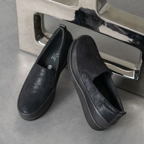 [^:955807]ʂo[fނȂ̂ŊɂAH̖{vXb|Xj[J[BE₷fUCŁAfC[ɂsɂ߂łB̃A[`T|[g`̃JbvC\[s̑ւ̏ՌyĂ܂BhJrRۂ̃CjOނCKɕۂ܂BH͉ivIȂ̂ł͂܂BDړA@̌ԂׁAShł͂܂B܂߂ɖhXv[邱Ƃ߂܂Buu\v1978NɃfr[AE30Ŕ̔Ă`ƊvṼoXƂꂽuhłBVfނƍeNmW[ɂāẢKƋ@\di₦ǋyĂ܂BATTENTIONEVRfނgpĂꍇAL̂ɂ\܂Asǂł͂܂BCɂȂꍇ͕ʂ̗ǂꏊɒuĂƌy邩Ǝv܂̂łBEv̕\ʂ̓LYt₷ׁA舵ɂ͏\ɂӂBJȂǂŔGꂽꍇAFڂ肷ꍇ܂B܂v̕iێ̂߁AȂׂG炳Ȃ悤ӉBEYߒɐ鑽̃LYVꍇ܂B܂fނ̓A኱̐FCꂪꍇ܂Apɂ͖育܂BEAɑjꍇ܂iɉe͂܂BEBě̓ɂFČꍇ܂ B܂Aql̂gPCj^[X}[gtHʂȂǂ̊ɂFۂ̏iƈČꍇ܂BETCYZ(\L)͂܂ŖڈƂȂ܂B̌`ɂKTCY̌l܂Bd:183g