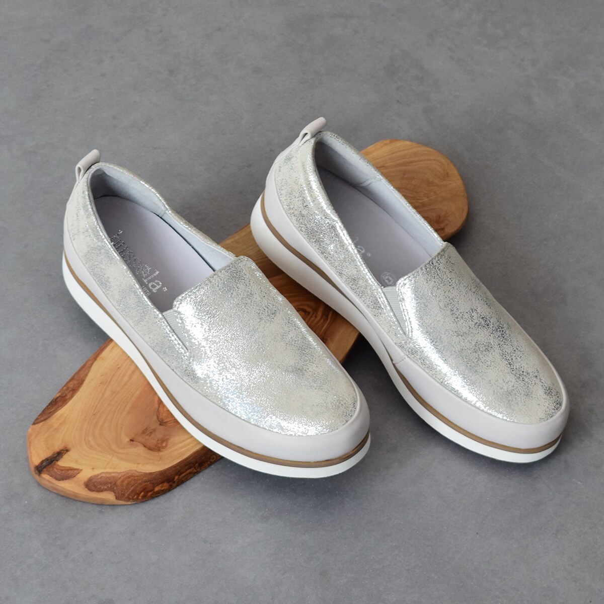 bussola◇2.5cmヒール◇撥水レザースリッポンスニーカー | ブソラ