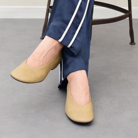 [^:D51101]ANGEL ALARCON (Aw AR)́AXyC̕wlCuhłB1999NɃX^[gfUC琶Y܂ňтăXyCōsĂ܂BɖASnǂ͓IȌC𗚂Ă炢ƂÔƁA݂ł̓[bp݂̂Ȃ炸AI[XgAAJi_A{ƓWJ𐢊E֍LĂ܂B{̌`ɋ߂Iu[NgE̗p[q[pvX́AƂSnłBx[VbNŖÔȂfUCȂ̂ŁAg܂BATTENTIONECɕیV[\Ăꍇ܂Bp̍ۂ͔ĂgpB܂Ai̍ۂɕیV[ꕔꍇ܂BEVRfނgpĂꍇAL̂ɂ\܂Asǂł͂܂BCɂȂꍇ͕ʂ̗ǂꏊɒuĂƌy邩Ǝv܂̂łBEv̕\ʂ̓LYt₷ׁA舵ɂ͏\ɂӂBJȂǂŔGꂽꍇAFڂ肷ꍇ܂B܂v̕iێ̂߁AȂׂG炳Ȃ悤ӉBEYߒɐ鑽̃LYVꍇ܂B܂fނ̓A኱̐FCꂪꍇ܂Apɂ͖育܂BEAɑjꍇ܂iɉe͂܂BEBě̓ɂFČꍇ܂ B܂Aql̂gPCj^[X}[gtHʂȂǂ̊ɂFۂ̏iƈČꍇ܂BETCYZ(\L)͂܂ŖڈƂȂ܂B̌`ɂKTCY̌l܂Bd:226g