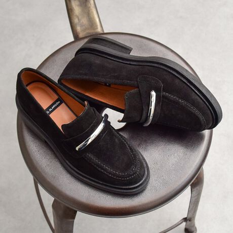 [^:D51614]ANGEL ALARCON (Aw AR)́AXyC̕wlCuhłB1999NɃX^[gfUC琶Y܂ňтăXyCōsĂ܂BɖASnǂ͓IȌC𗚂Ă炢ƂÔƁA݂ł̓[bp݂̂Ȃ炸AI[XgAAJi_A{ƓWJ𐢊E֍LĂ܂BVvȃ^I[ig_Ȉۂ̃EhgE[t@[̓VvȃfUCȂ̂ŁAIIt킸fC[głꑫBATTENTIONECɕیV[\Ăꍇ܂Bp̍ۂ͔ĂgpB܂Ai̍ۂɕیV[ꕔꍇ܂BEVRfނgpĂꍇAL̂ɂ\܂Asǂł͂܂BCɂȂꍇ͕ʂ̗ǂꏊɒuĂƌy邩Ǝv܂̂łBEv̕\ʂ̓LYt₷ׁA舵ɂ͏\ɂӂBJȂǂŔGꂽꍇAFڂ肷ꍇ܂B܂v̕iێ̂߁AȂׂG炳Ȃ悤ӉBEYߒɐ鑽̃LYVꍇ܂B܂fނ̓A኱̐FCꂪꍇ܂Apɂ͖育܂BEAɑjꍇ܂iɉe͂܂BEBě̓ɂFČꍇ܂ B܂Aql̂gPCj^[X}[gtHʂȂǂ̊ɂFۂ̏iƈČꍇ܂BETCYZ(\L)͂܂ŖڈƂȂ܂B̌`ɂKTCY̌l܂Bd:362g