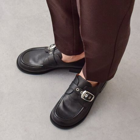 [^:D51617]ANGEL ALARCON (Aw AR)́AXyC̕wlCuhłB1999NɃX^[gfUC琶Y܂ňтăXyCōsĂ܂BɖASnǂ͓IȌC𗚂Ă炢ƂÔƁA݂ł̓[bp݂̂Ȃ炸AI[XgAAJi_A{ƓWJ𐢊E֍LĂ܂BgbhȃfUC̃NXgbvV[ÝA{̌`ɋ߂Iu[NgE̗pAƂSnłBATTENTIONECɕیV[\Ăꍇ܂Bp̍ۂ͔ĂgpB܂Ai̍ۂɕیV[ꕔꍇ܂BEVRfނgpĂꍇAL̂ɂ\܂Asǂł͂܂BCɂȂꍇ͕ʂ̗ǂꏊɒuĂƌy邩Ǝv܂̂łBEv̕\ʂ̓LYt₷ׁA舵ɂ͏\ɂӂBJȂǂŔGꂽꍇAFڂ肷ꍇ܂B܂v̕iێ̂߁AȂׂG炳Ȃ悤ӉBEYߒɐ鑽̃LYVꍇ܂B܂fނ̓A኱̐FCꂪꍇ܂Apɂ͖育܂BEAɑjꍇ܂iɉe͂܂BEBě̓ɂFČꍇ܂ B܂Aql̂gPCj^[X}[gtHʂȂǂ̊ɂFۂ̏iƈČꍇ܂BETCYZ(\L)͂܂ŖڈƂȂ܂B̌`ɂKTCY̌l܂Bd:322g