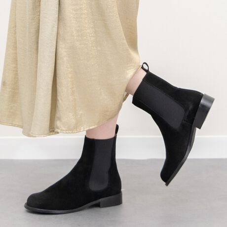 [^:D53005]ANGEL ALARCON (Aw AR)́AXyC̕wlCuhłB1999NɃX^[gfUC琶Y܂ňтăXyCōsĂ܂BɖASnǂ͓IȌC𗚂Ă炢ƂÔƁA݂ł̓[bp݂̂Ȃ炸AI[XgAAJi_A{ƓWJ𐢊E֍LĂ܂B{̌`ɋ߂Iu[NgE̗pTChSAu[ćAƂSnłBVvȃfUCŃfC[Ɋ􂵂ĂꑫBATTENTIONECɕیV[\Ăꍇ܂Bp̍ۂ͔ĂgpB܂Ai̍ۂɕیV[ꕔꍇ܂BEVRfނgpĂꍇAL̂ɂ\܂Asǂł͂܂BCɂȂꍇ͕ʂ̗ǂꏊɒuĂƌy邩Ǝv܂̂łBEv̕\ʂ̓LYt₷ׁA舵ɂ͏\ɂӂBJȂǂŔGꂽꍇAFڂ肷ꍇ܂B܂v̕iێ̂߁AȂׂG炳Ȃ悤ӉBEYߒɐ鑽̃LYVꍇ܂B܂fނ̓A኱̐FCꂪꍇ܂Apɂ͖育܂BEAɑjꍇ܂iɉe͂܂BEBě̓ɂFČꍇ܂ B܂Aql̂gPCj^[X}[gtHʂȂǂ̊ɂFۂ̏iƈČꍇ܂BETCYZ(\L)͂܂ŖڈƂȂ܂B̌`ɂKTCY̌l܂B:14.5cm:21cmd:328g