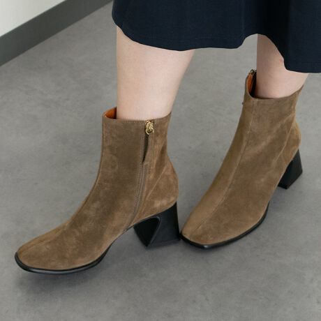 [^:D53009]ANGEL ALARCON (Aw AR)́AXyC̕wlCuhłB1999NɃX^[gfUC琶Y܂ňтăXyCōsĂ܂BɖASnǂ͓IȌC𗚂Ă炢ƂÔƁA݂ł̓[bp݂̂Ȃ炸AI[XgAAJi_A{ƓWJ𐢊E֍LĂ܂BtAq[IȃZ^[V[V[gu[ćAYȃVGbgŃX^CbVȕ͋CłBATTENTIONECɕیV[\Ăꍇ܂Bp̍ۂ͔ĂgpB܂Ai̍ۂɕیV[ꕔꍇ܂BEVRfނgpĂꍇAL̂ɂ\܂Asǂł͂܂BCɂȂꍇ͕ʂ̗ǂꏊɒuĂƌy邩Ǝv܂̂łBEv̕\ʂ̓LYt₷ׁA舵ɂ͏\ɂӂBJȂǂŔGꂽꍇAFڂ肷ꍇ܂B܂v̕iێ̂߁AȂׂG炳Ȃ悤ӉBEYߒɐ鑽̃LYVꍇ܂B܂fނ̓A኱̐FCꂪꍇ܂Apɂ͖育܂BEAɑjꍇ܂iɉe͂܂BEBě̓ɂFČꍇ܂ B܂Aql̂gPCj^[X}[gtHʂȂǂ̊ɂFۂ̏iƈČꍇ܂BETCYZ(\L)͂܂ŖڈƂȂ܂B̌`ɂKTCY̌l܂B:15cm:24cmd:337g