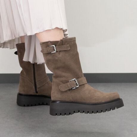 [^:W53011]C^A̍Zp͂ănhChɍSAVvEx[VbNx[Xɏ炵\RNVŐlC̍CORSO ROMA, 9 (R\ [} m[F)B㎿IɎgfUC͂ŁAEl̒JȎdɂ鎿̍Cɒ]܂ByʂŃNbVɗDꂽ\[̗pJWAȃfUC̃GWjAu[cłBATTENTIONECɕیV[\Ăꍇ܂Bp̍ۂ͔ĂgpB܂Ai̍ۂɕیV[ꕔꍇ܂BEVRfނgpĂꍇAL̂ɂ\܂Asǂł͂܂BCɂȂꍇ͕ʂ̗ǂꏊɒuĂƌy邩Ǝv܂̂łBEv̕\ʂ̓LYt₷ׁA舵ɂ͏\ɂӂBJȂǂŔGꂽꍇAFڂ肷ꍇ܂B܂v̕iێ̂߁AȂׂG炳Ȃ悤ӉBEYߒɐ鑽̃LYVꍇ܂B܂fނ̓A኱̐FCꂪꍇ܂Apɂ͖育܂BEAɑjꍇ܂iɉe͂܂BEBě̓ɂFČꍇ܂ B܂Aql̂gPCj^[X}[gtHʂȂǂ̊ɂFۂ̏iƈČꍇ܂BETCYZ(\L)͂܂ŖڈƂȂ܂B̌`ɂKTCY̌l܂B:25cm:33cmd:590g