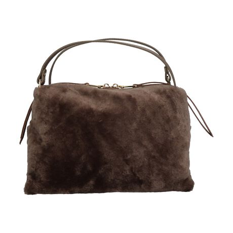 [^:Q56465]1967NnƂV܃obO[J[BN|ĂC^A̐ElZɂăp[jL̃fUC𐶂ݏoĂ܂BYׂ͂ĕ~nɂ鎩ЍHłƂ|V[тAi̊Ǘɂd_uĂ܂ByE_炩E@\Ix[XɁAVvȃfUCɏ炵ƃgbhobORNVƂȂĂ܂B[gƃU[̃Rrg㎿ŃtF~jȈۂ̃nhobOłBATTENTIONEVRfނgpĂꍇAL̂ɂ\܂Asǂł͂܂BCɂȂꍇ͕ʂ̗ǂꏊɒuĂƌy邩Ǝv܂̂łBEv̕\ʂ̓LYt₷ׁA舵ɂ͏\ɂӂBJȂǂŔGꂽꍇAFڂ肷ꍇ܂B܂v̕iێ̂߁AȂׂG炳Ȃ悤ӉBEYߒɐ鑽̃LYVꍇ܂B܂fނ̓A኱̐FCꂪꍇ܂Agpɂ͖育܂BEBě̓ɂFČꍇ܂ B܂Aql̂gPCj^[X}[gtHʂȂǂ̊ɂFۂ̏iƈČꍇ܂BETCYZ(\L)͂܂ŖڈƂȂ܂B:23-26cm:18cm}`:14cm荂:8cmV_[Xgbv̒:96-114cmd:480g