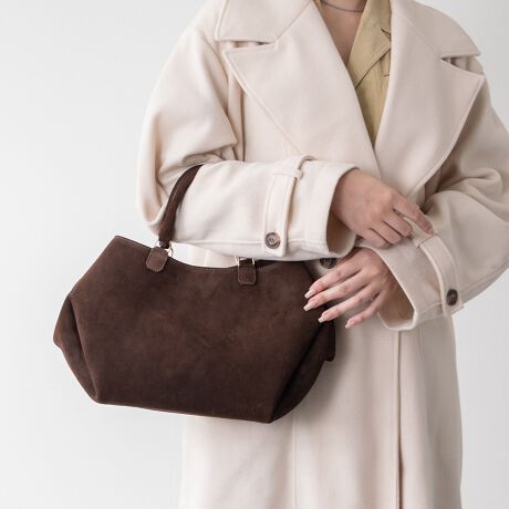 [^:Q56371]fUCi[Christian Villa (NX` B)ɂāA2013NɒãuhBt@bVƊEŒN|ꂽôƁAC^A̓`IȋZpɂ葽@\t@bViuȃU[obOĂĂ܂BJLg肪ǂnhobÓA}`Ƃ[͔QłBXgbvtB|[`tBATTENTIONEVRfނgpĂꍇAL̂ɂ\܂Asǂł͂܂BCɂȂꍇ͕ʂ̗ǂꏊɒuĂƌy邩Ǝv܂̂łBEv̕\ʂ̓LYt₷ׁA舵ɂ͏\ɂӂBJȂǂŔGꂽꍇAFڂ肷ꍇ܂B܂v̕iێ̂߁AȂׂG炳Ȃ悤ӉBEYߒɐ鑽̃LYVꍇ܂B܂fނ̓A኱̐FCꂪꍇ܂Agpɂ͖育܂BEBě̓ɂFČꍇ܂ B܂Aql̂gPCj^[X}[gtHʂȂǂ̊ɂFۂ̏iƈČꍇ܂BETCYZ(\L)͂܂ŖڈƂȂ܂B:24.5-40cm:21cm}`:11cm荂:14cmV_[Xgbv̒:98-112cmd:690g