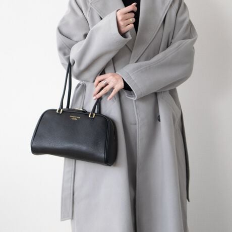 [^:Q56451]fUCi[Christian Villa (NX` B)ɂāA2013NɒãuhBt@bVƊEŒN|ꂽôƁAC^A̓`IȋZpɂ葽@\t@bViuȃU[obOĂĂ܂BVvȃfUC̃U[V_[obO̓ghɍEꂸg܂Bt@Xi[t|Pbg~1BATTENTIONEVRfނgpĂꍇAL̂ɂ\܂Asǂł͂܂BCɂȂꍇ͕ʂ̗ǂꏊɒuĂƌy邩Ǝv܂̂łBEv̕\ʂ̓LYt₷ׁA舵ɂ͏\ɂӂBJȂǂŔGꂽꍇAFڂ肷ꍇ܂B܂v̕iێ̂߁AȂׂG炳Ȃ悤ӉBEYߒɐ鑽̃LYVꍇ܂B܂fނ̓A኱̐FCꂪꍇ܂Agpɂ͖育܂BEBě̓ɂFČꍇ܂ B܂Aql̂gPCj^[X}[gtHʂȂǂ̊ɂFۂ̏iƈČꍇ܂BETCYZ(\L)͂܂ŖڈƂȂ܂B:23-27cm:17cm}`:8cm荂:24cmd:450g